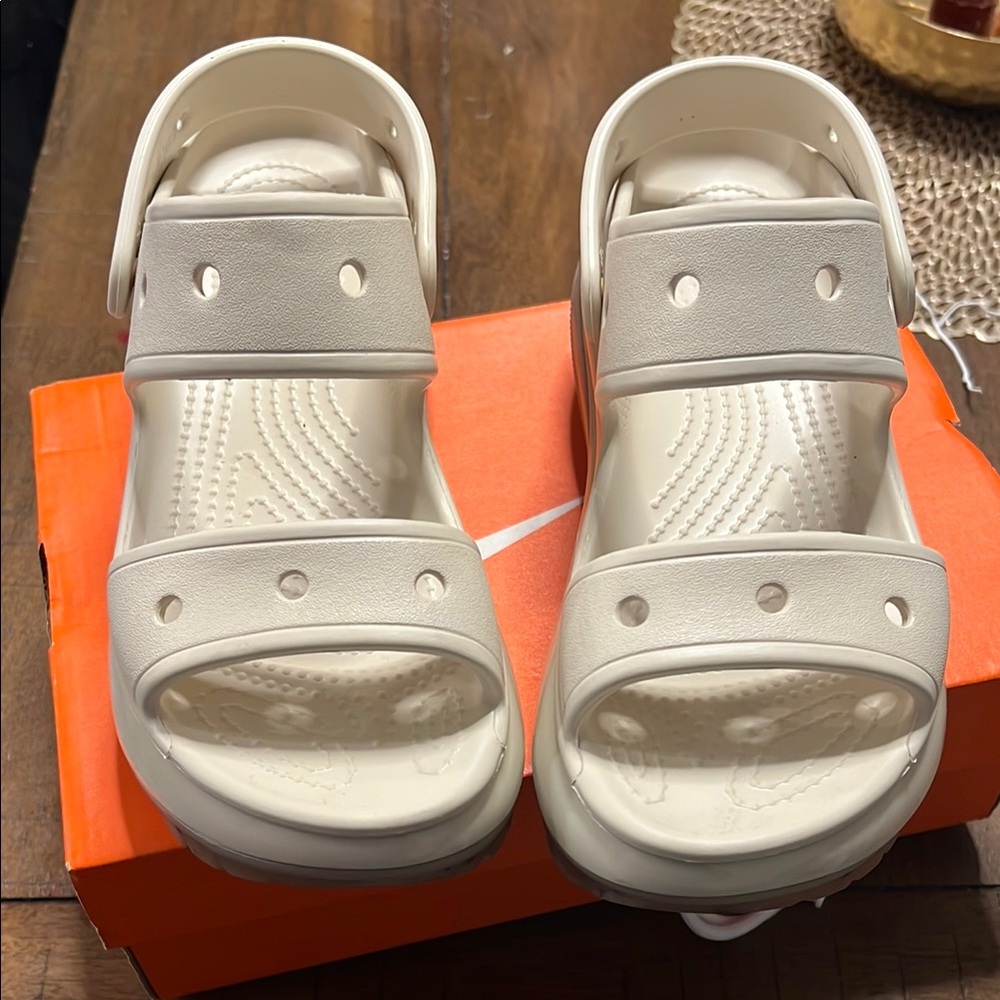 CROCS Cream Platform Sandals